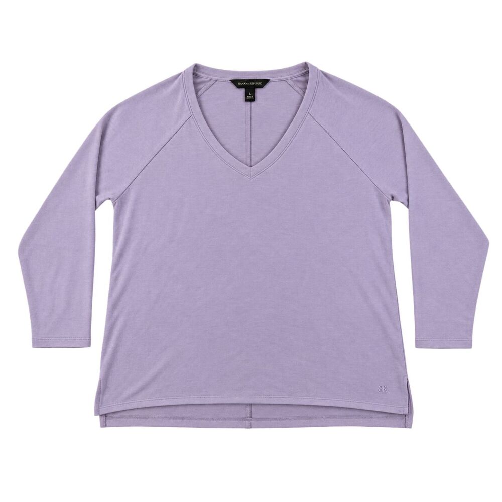 Banana Republic Women's L Lilac Purple V Neck Long Sleeve Lightweight Sweater